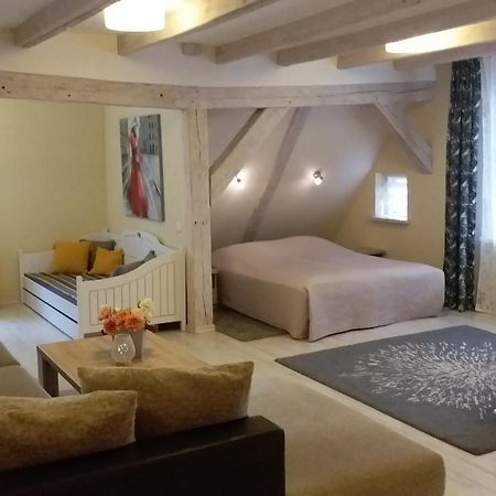 פארנו Studio Apartment מראה חיצוני תמונה